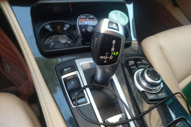 Used BMW 5 Series 2013 520Li Elegant Edition Gear Lever