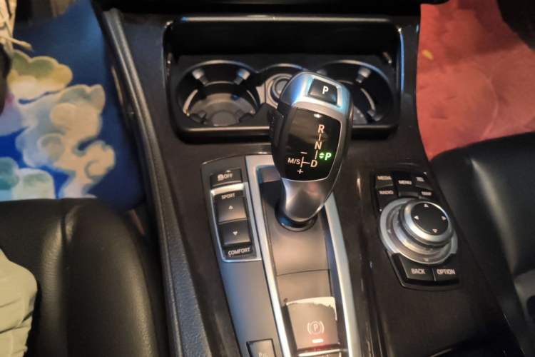 Used BMW 5 Series 2013 525Li Leading Model Gear Lever