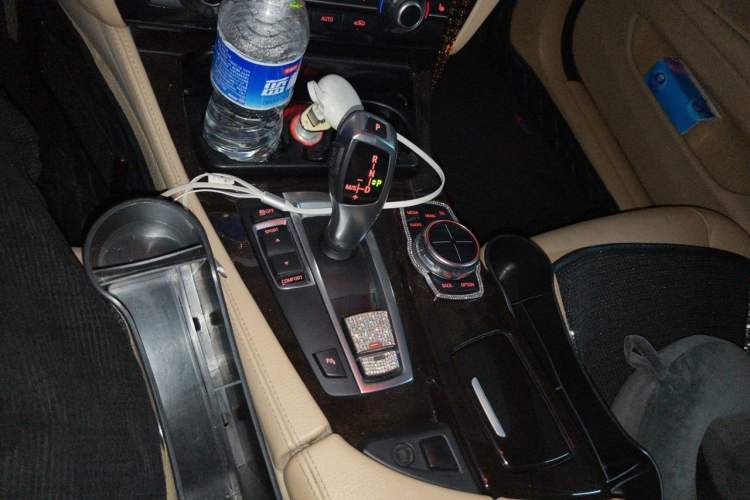 Used BMW 5 Series 2013 525Li Luxury Model Gear Lever