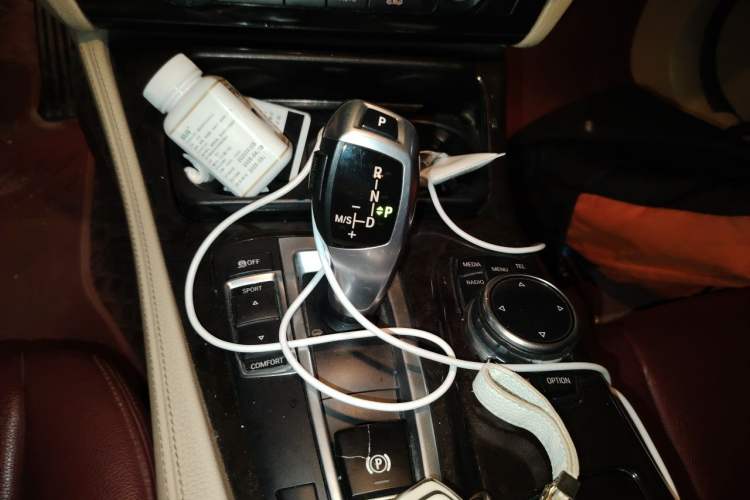 Used BMW 5 Series 2013 525Li Leading Model Gear Lever