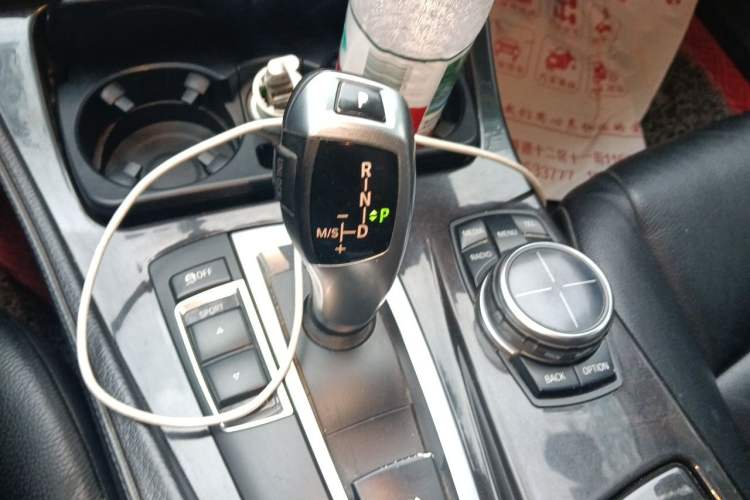 Used BMW 5 Series 2013 525Li Leading Model Gear Lever
