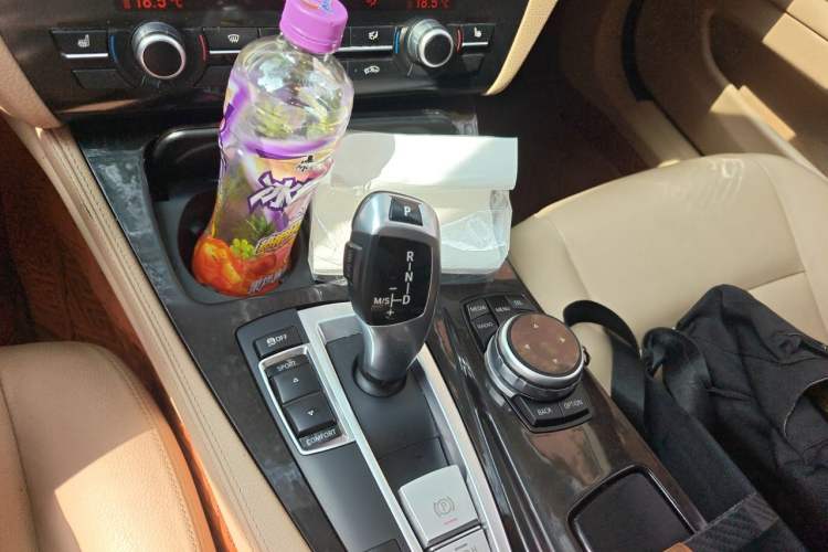 Used BMW 5 Series 2013 525Li Leading Model Gear Lever