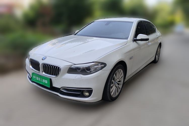 Gebrauchter BMW 5 Series 2013 525Li Luxury Model Guazi used car, China used car export, Used car for sale, Used cars, Cheapest cars for sale