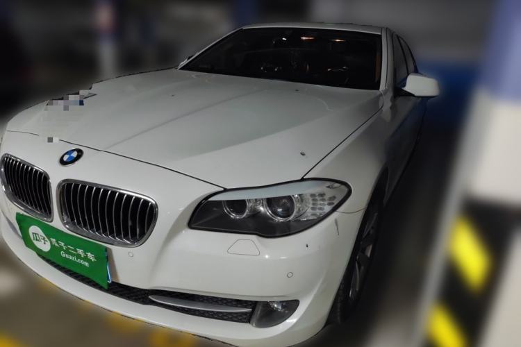 Used BMW 5 Series 2013 525Li Luxury Model Guazi used car, China used car export, Used car for sale, Used cars, Cheapest cars for sale