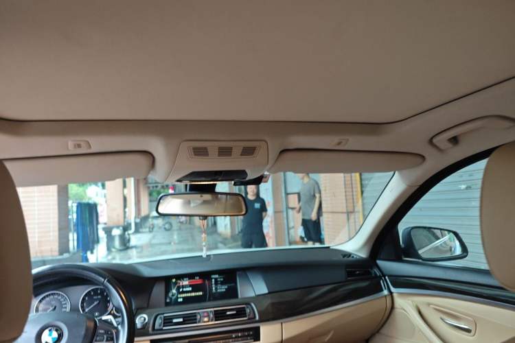 Used BMW 5 Series 2013 535Li Leading Model Headliner