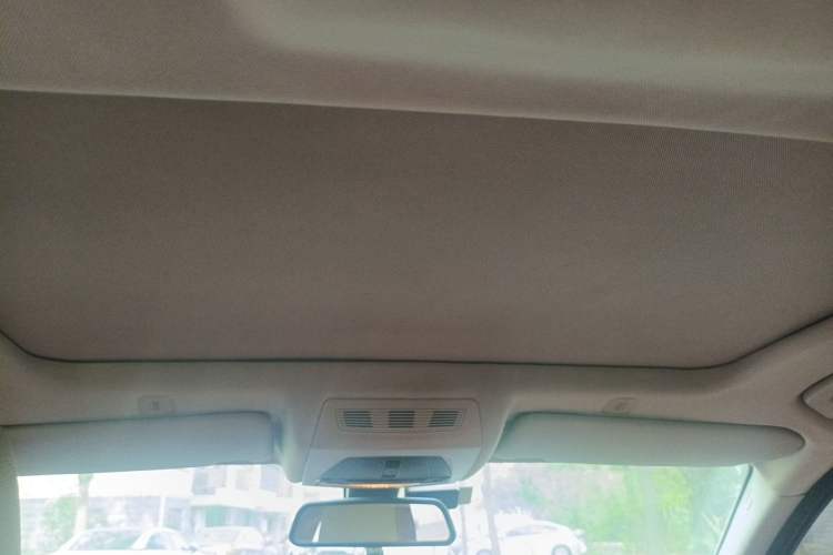 Used BMW 5 Series 2013 520Li Elegant Edition Headliner