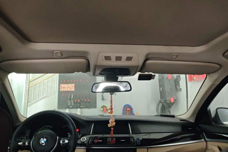 Used BMW 5 Series 2013 530Li Leading Model Headliner