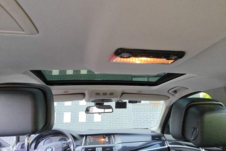 Used BMW 5 Series 2013 520Li Elegant Edition Headliner