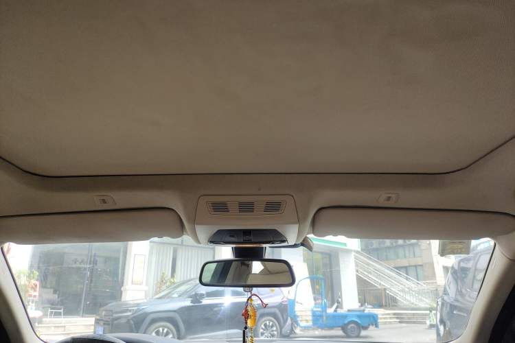 Used BMW 5 Series 2013 525Li Luxury Model Headliner