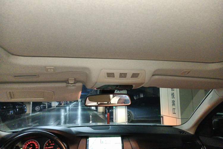 Used BMW 5 Series 2013 525Li Luxury Model Headliner