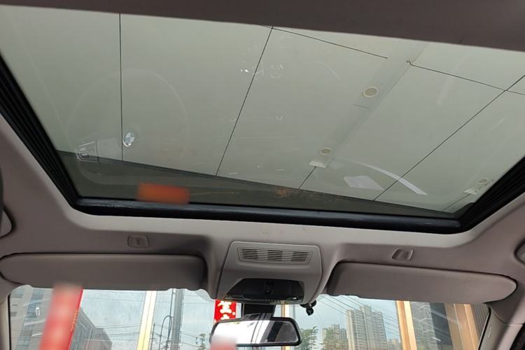 Used BMW 5 Series 2013 525Li Leading Model Headliner
