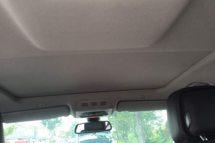 Used BMW 5 Series 2013 525Li Luxury Model Headliner