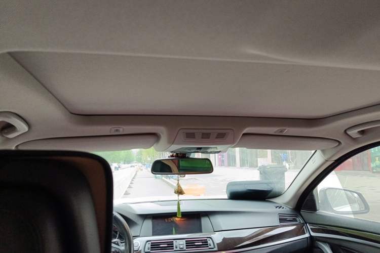 Used BMW 5 Series 2013 525Li Luxury Model Headliner