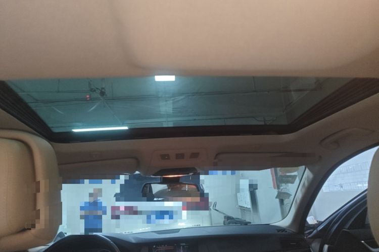 Used BMW 5 Series 2013 525Li Luxury Model Headliner