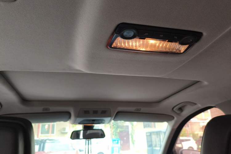 Used BMW 5 Series 2013 525Li Leading Model Headliner