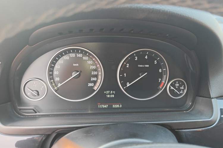 Used BMW 5 Series 2013 520Li Elegant Edition Instrument Cluster
