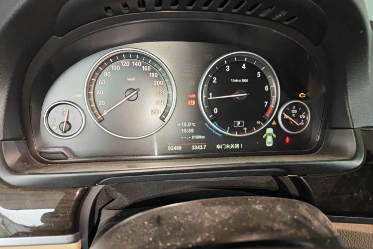 Used BMW 5 Series 2013 530Li Leading Model Instrument Cluster