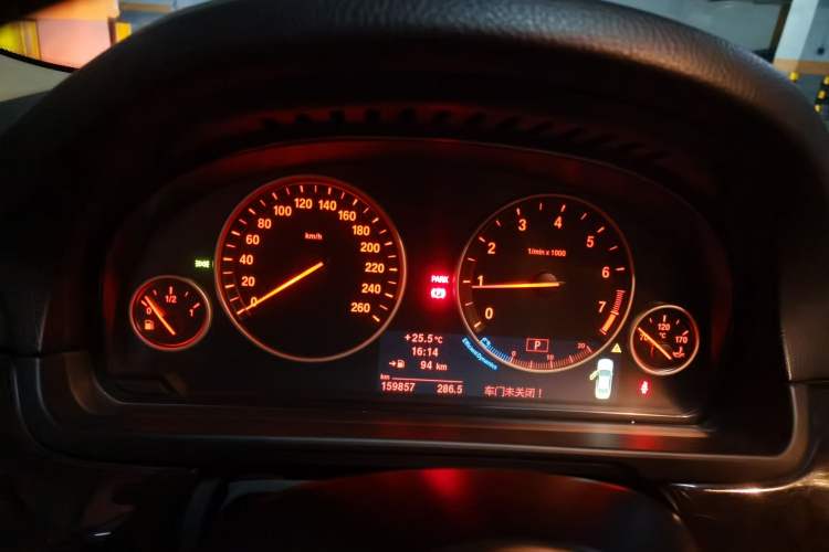 Used BMW 5 Series 2013 525Li Luxury Model Instrument Cluster