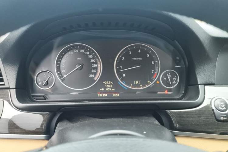 Used BMW 5 Series 2013 535Li Leading Model Instrument Cluster