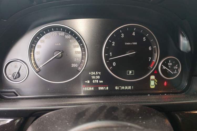 Used BMW 5 Series 2013 535i Sport Edition Instrument Cluster