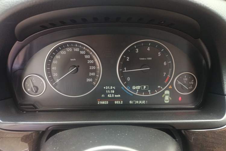 Used BMW 5 Series 2013 525Li Luxury Model Instrument Cluster