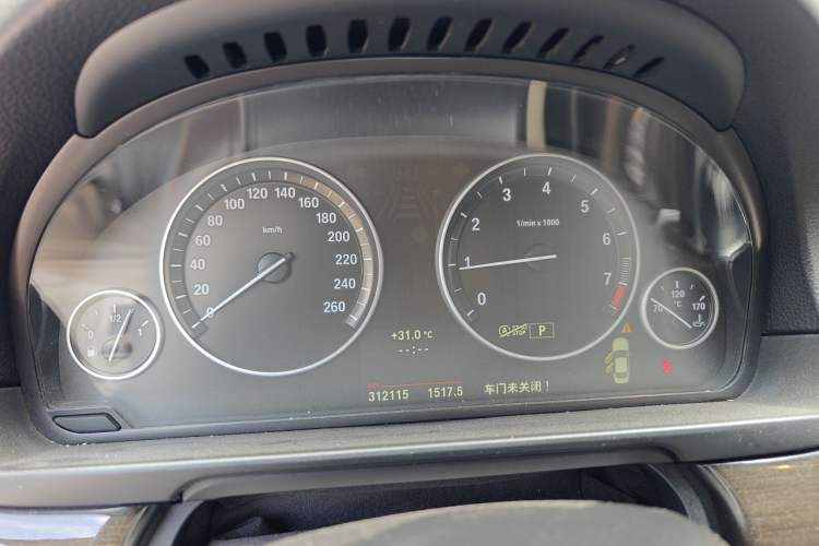 Used BMW 5 Series 2013 525Li Zhuole Edition Instrument Cluster