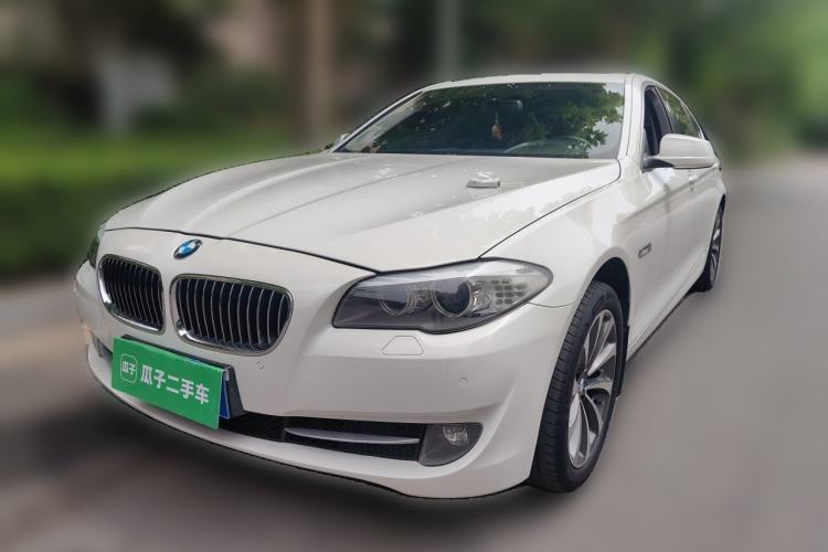 Used BMW 5 Series 2013 525Li Luxury Model Guazi used car, China used car export, Used car for sale, Used cars, Cheapest cars for sale