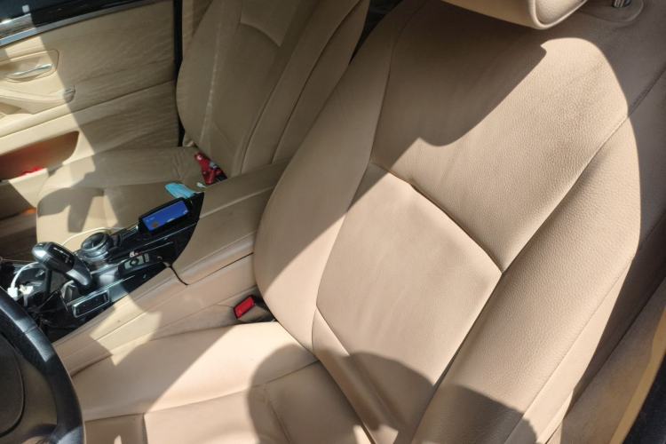 Used BMW 5 Series 2013 530Li Leading Model Left Front Seat