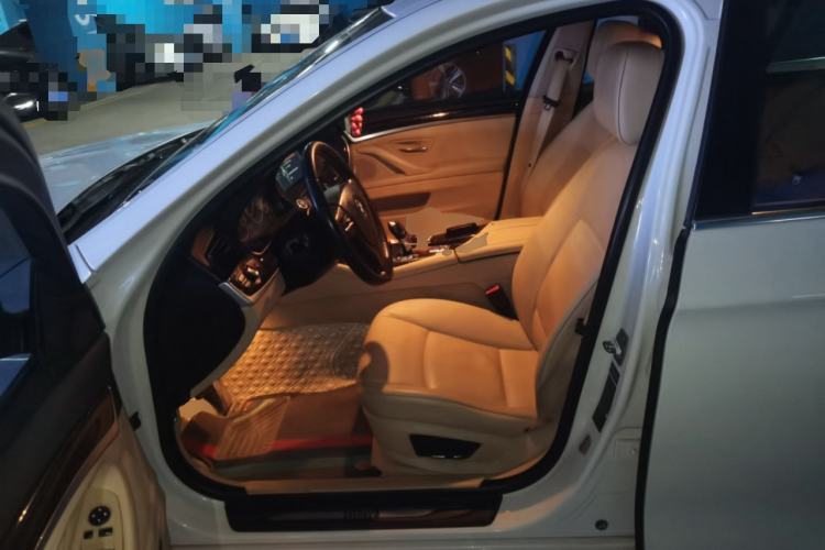Used BMW 5 Series 2013 530Li Leading Model Left Front Seat