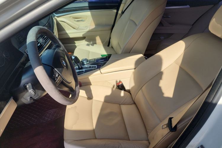 Used BMW 5 Series 2013 525Li Luxury Model Left Front Seat