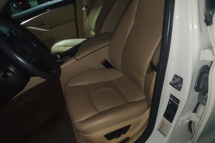 Used BMW 5 Series 2013 525Li Luxury Model Left Front Seat
