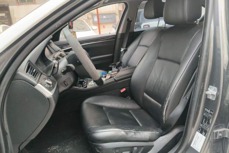 Used BMW 5 Series 2013 525Li Luxury Model Left Front Seat