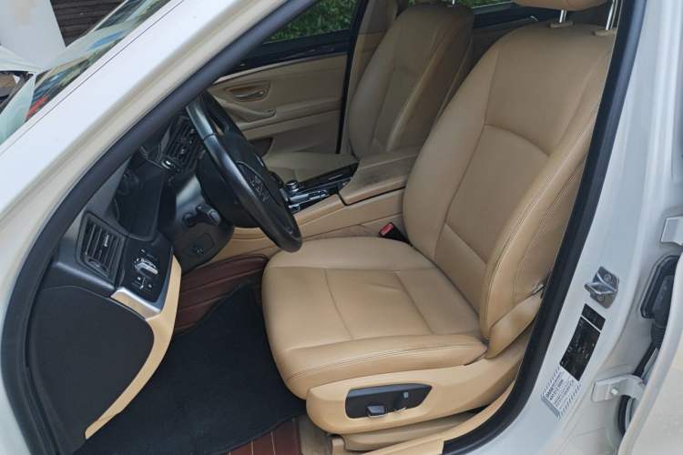 Used BMW 5 Series 2013 520i Elegant Edition Left Front Seat
