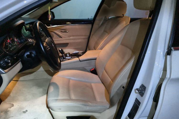 Used BMW 5 Series 2013 530Li Leading Model Left Front Seat
