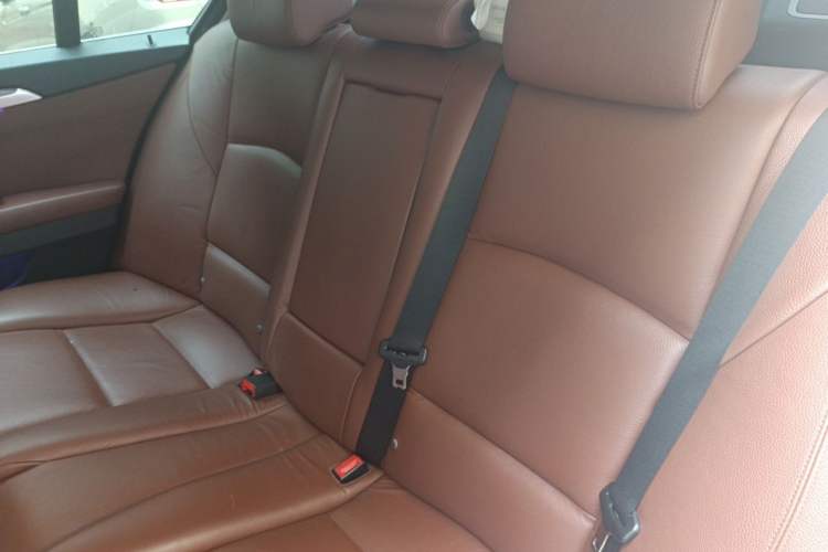 Used BMW 5 Series 2013 525Li Leading Model Left Rear Seat