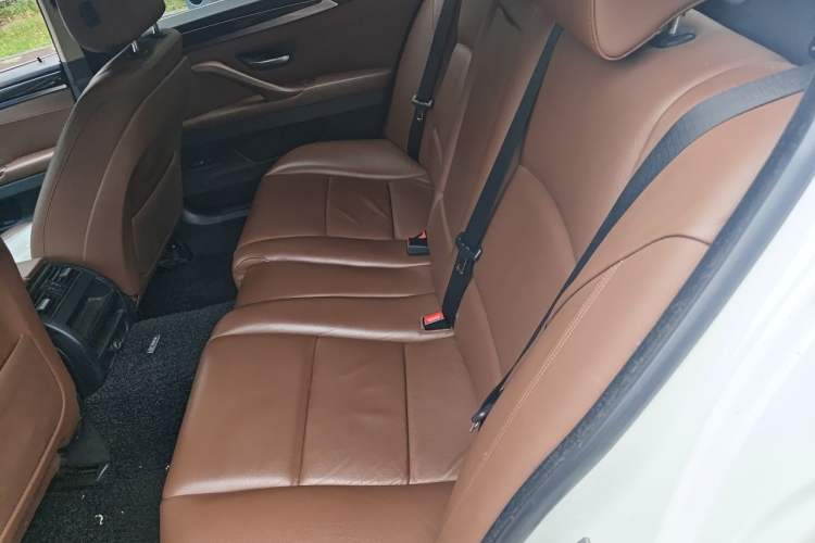 Used BMW 5 Series 2013 525Li Leading Model Left Rear Seat