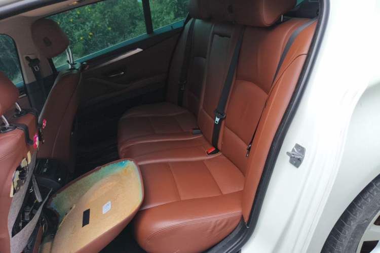 Used BMW 5 Series 2013 530Li Leading Model Left Rear Seat