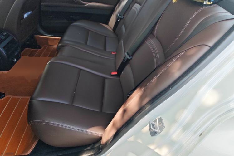 Used BMW 5 Series 2013 525Li Leading Model Left Rear Seat