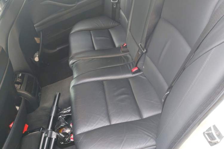 Used BMW 5 Series 2013 525Li Leading Model Left Rear Seat