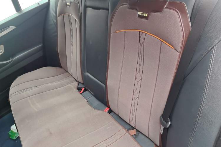 Used BMW 5 Series 2013 525Li Luxury Model Left Rear Seat