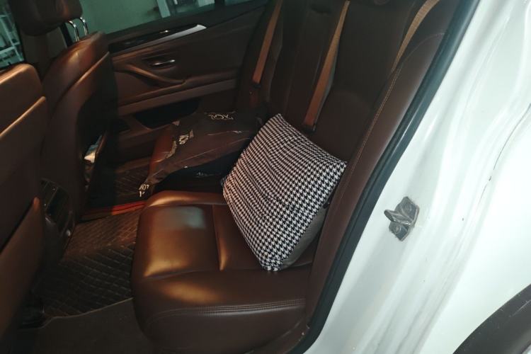Used BMW 5 Series 2013 525Li Luxury Model Left Rear Seat