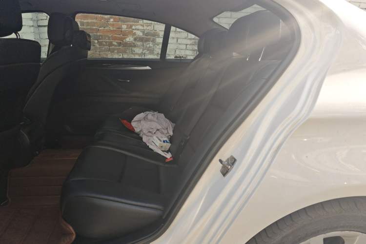 Used BMW 5 Series 2013 530Li Leading Model Left Rear Seat