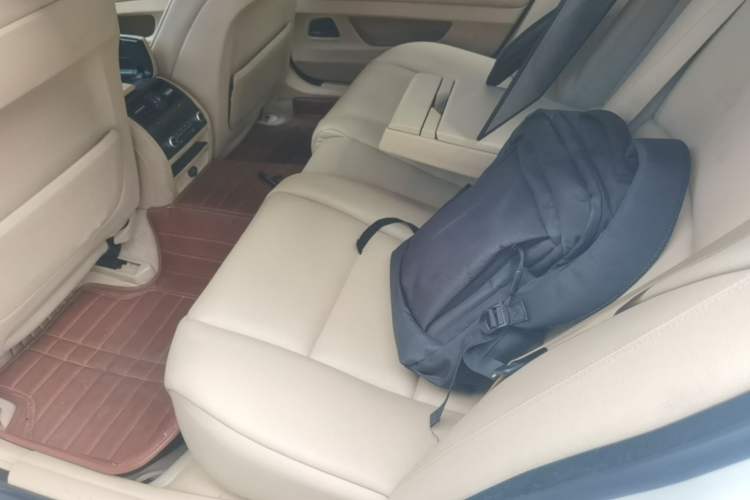 Used BMW 5 Series 2013 535Li Leading Model Left Rear Seat