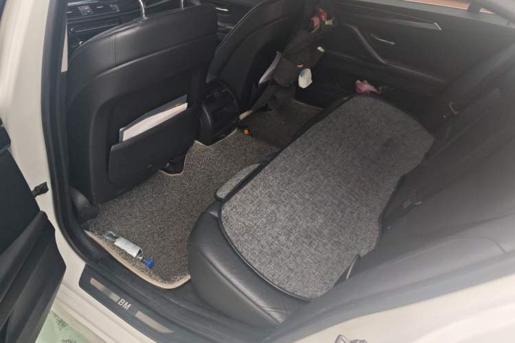 Used BMW 5 Series 2013 520Li Elegant Edition Left Rear Seat