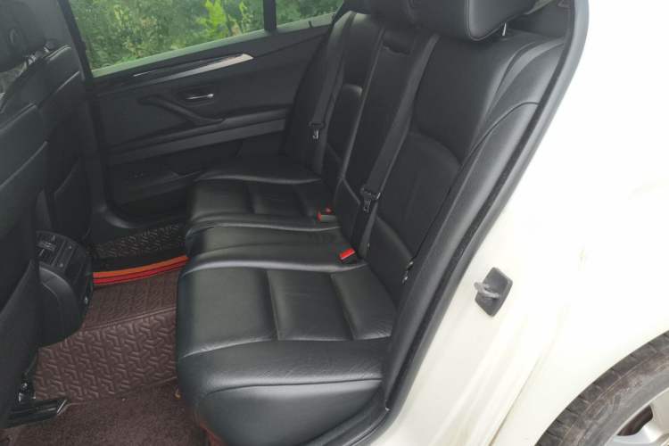 Used BMW 5 Series 2013 525Li Luxury Model Left Rear Seat