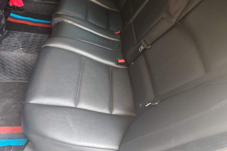 Used BMW 5 Series 2013 525Li Luxury Model Left Rear Seat