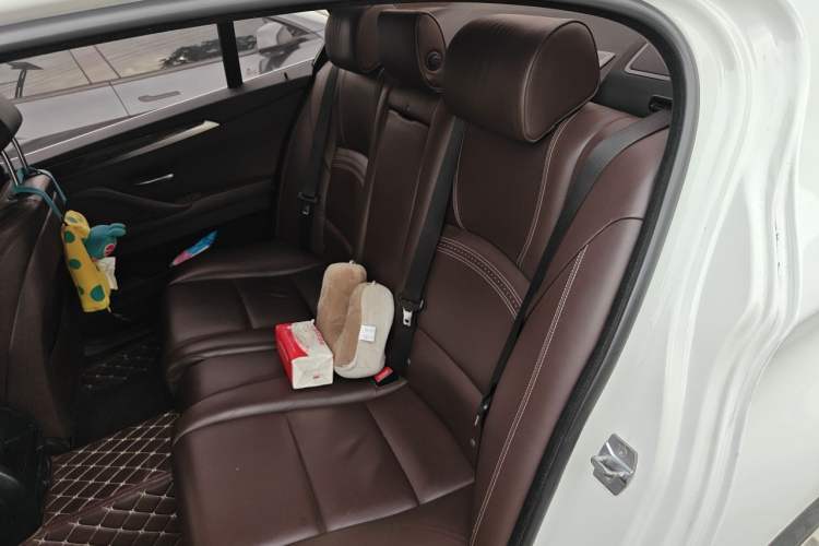 Used BMW 5 Series 2013 525Li Luxury Model Left Rear Seat