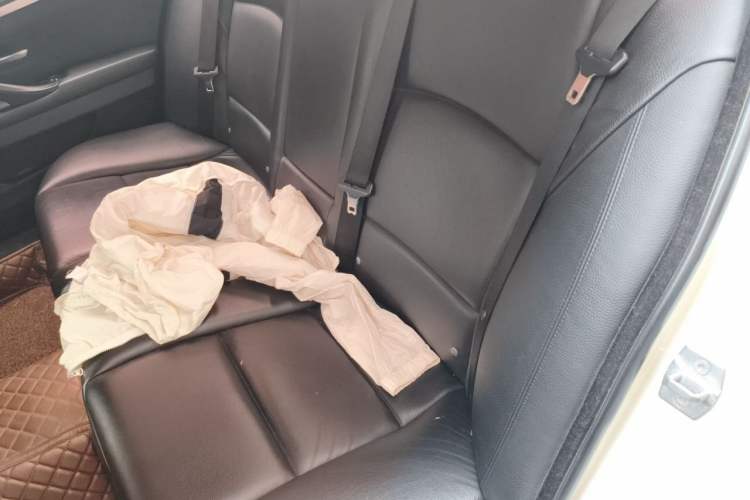 Used BMW 5 Series 2013 525Li Leading Model Left Rear Seat