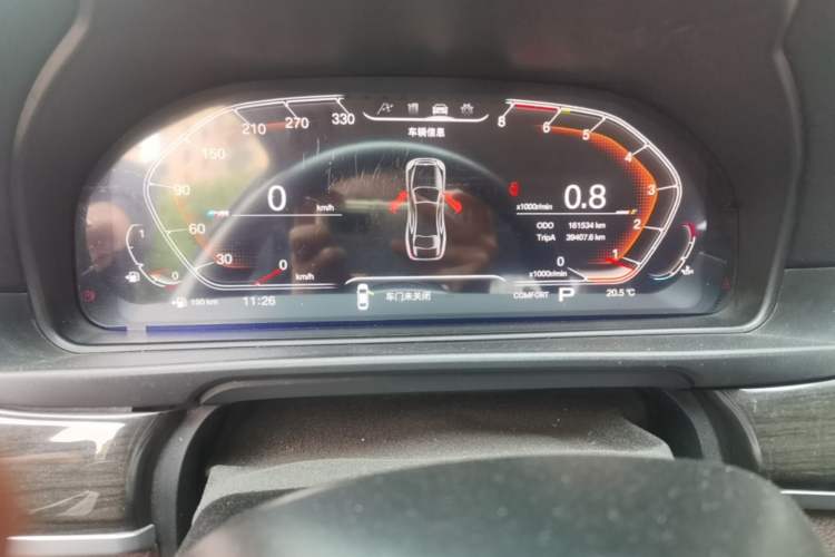 Used BMW 5 Series 2013 525Li Leading Model Odometer Close Up