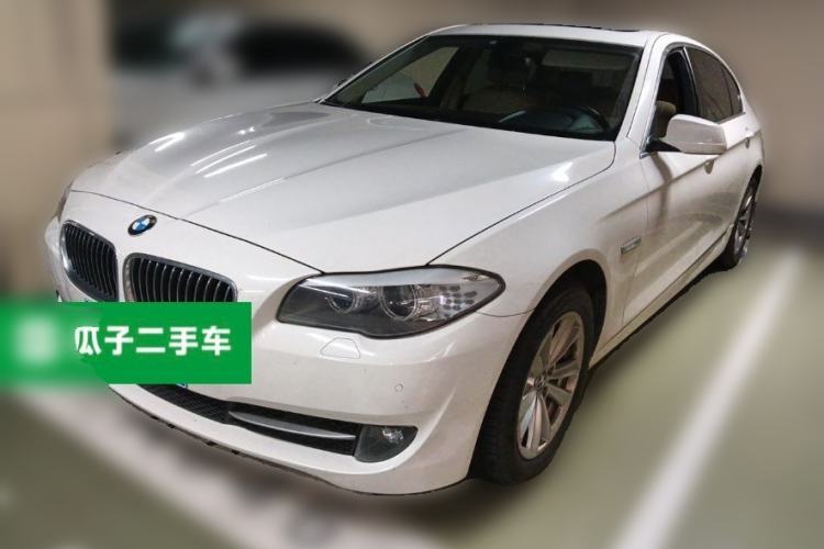 Used BMW 5 Series 2013 525Li Luxury Model Guazi used car, China used car export, Used car for sale, Used cars, Cheapest cars for sale